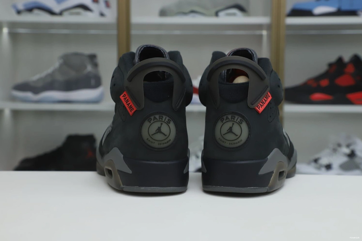 JORDAN RETRO X PARIS GREY' AIR SAINT-GERMAIN 'IRON 6 0105